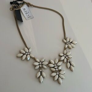 Vintage JCrew floral statement necklace in white
